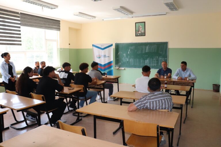 Takime me grupet e punës: Prezantimi i shërbimeve që ofrohen nga Zyret e Punësimit dhe Qendrat e Aftësimit Profesional