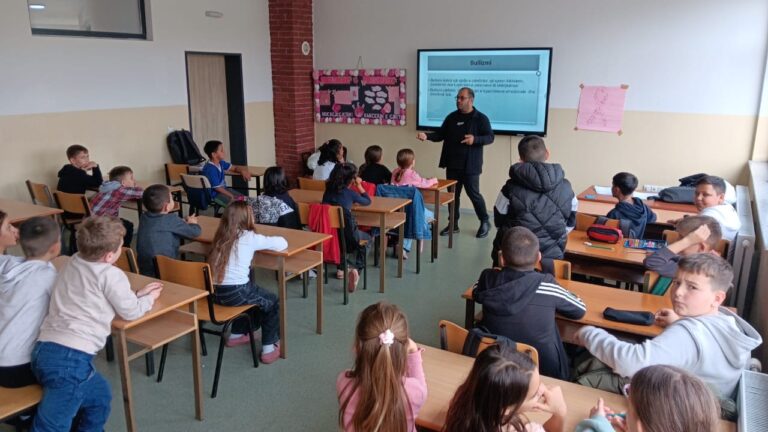 Ligjerata Ndërgjegjësuese “Bullizmi”